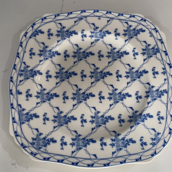 Rose Brocade Blue Floral Fine Porcelain Plate - Picture 4 of 6